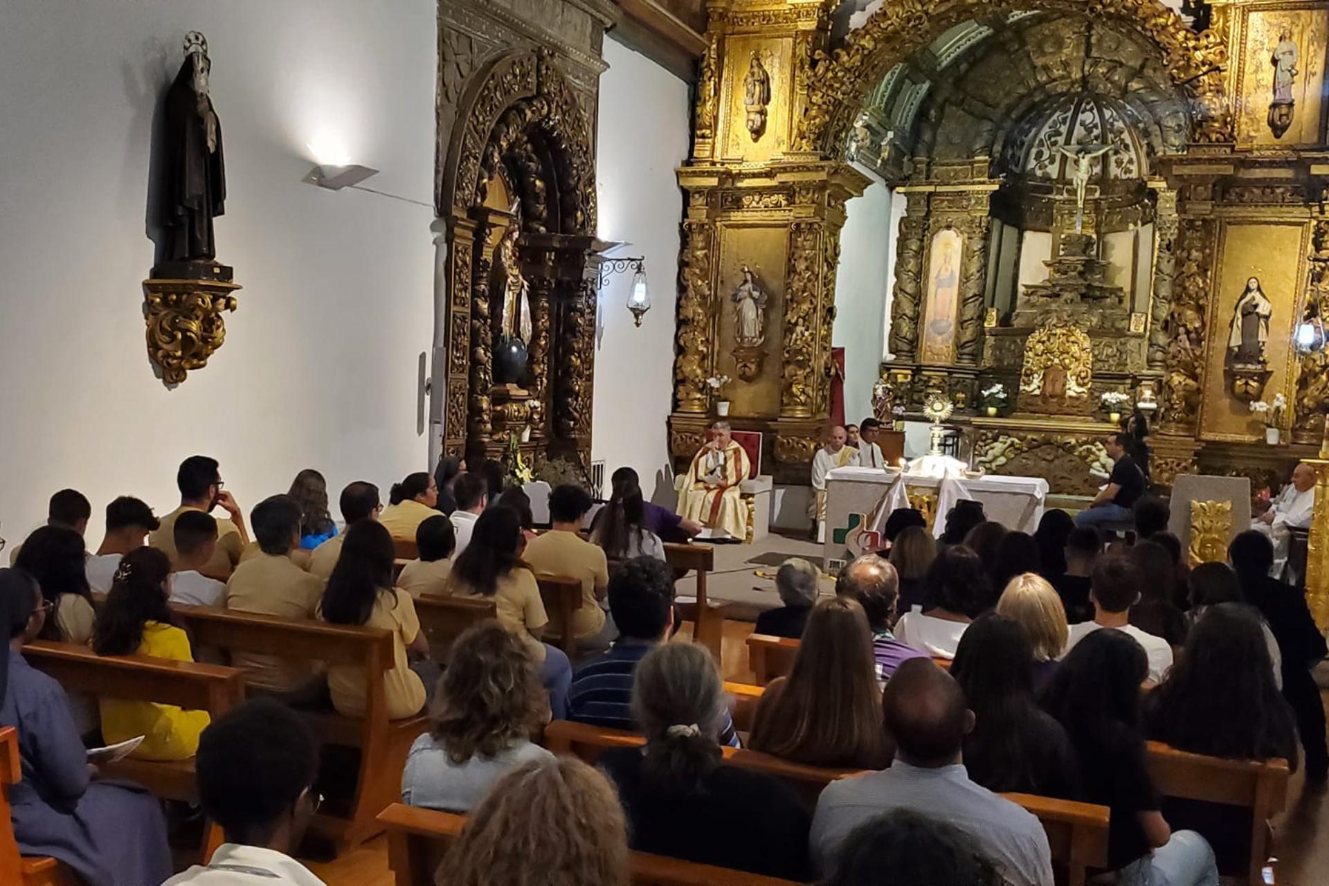 Imagem destacada do artigo: Diocese de Bragança-Miranda promove corrente de oração de 144 horas